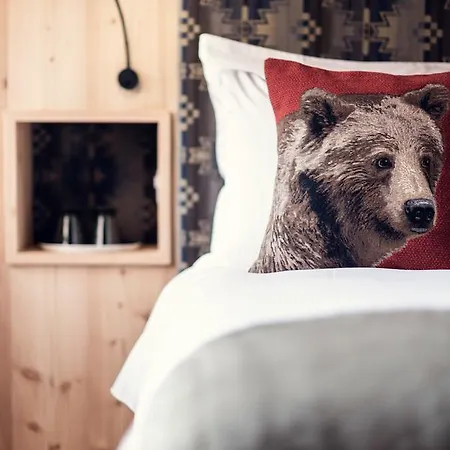 Conrad's Mountain Silvaplana