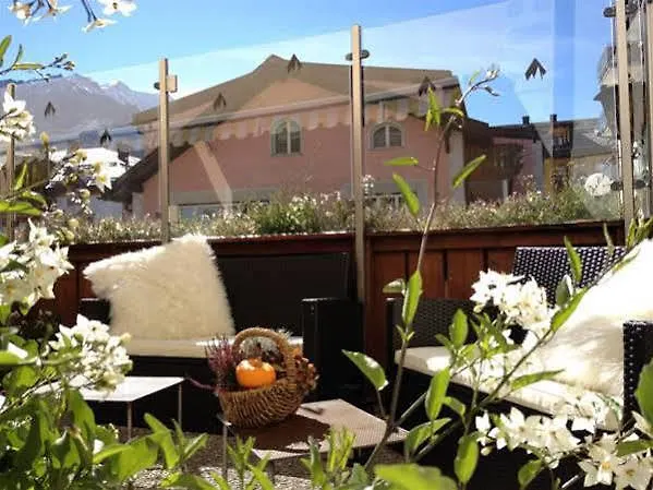 Hotel Conrad's Mountain 3*