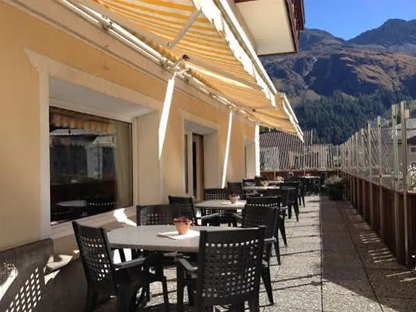 Conrad's Mountain 3* Silvaplana