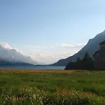 فندق Conrad's Mountain 3*